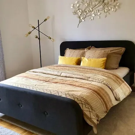 Homy Flat Near Basf/Free Parking/Netflix/Wifi Daire